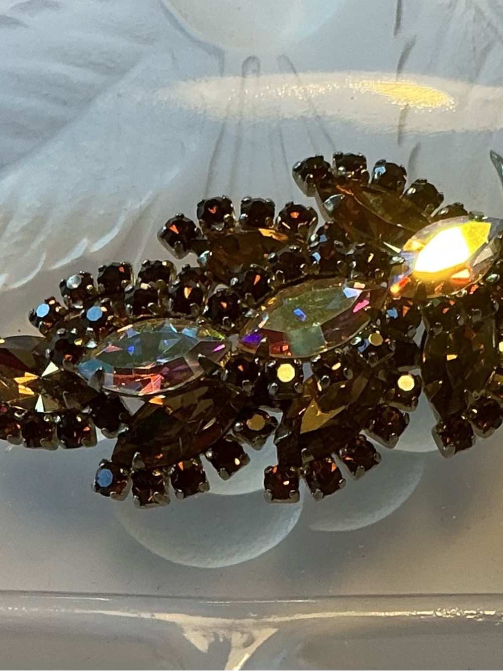 Vintage Signed Sherman Crystal Leaf Brooch in Fall Browns Iridescent Accents
